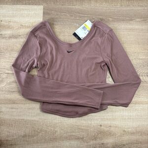Nike Chill Scoop-Back Long-Sleeve